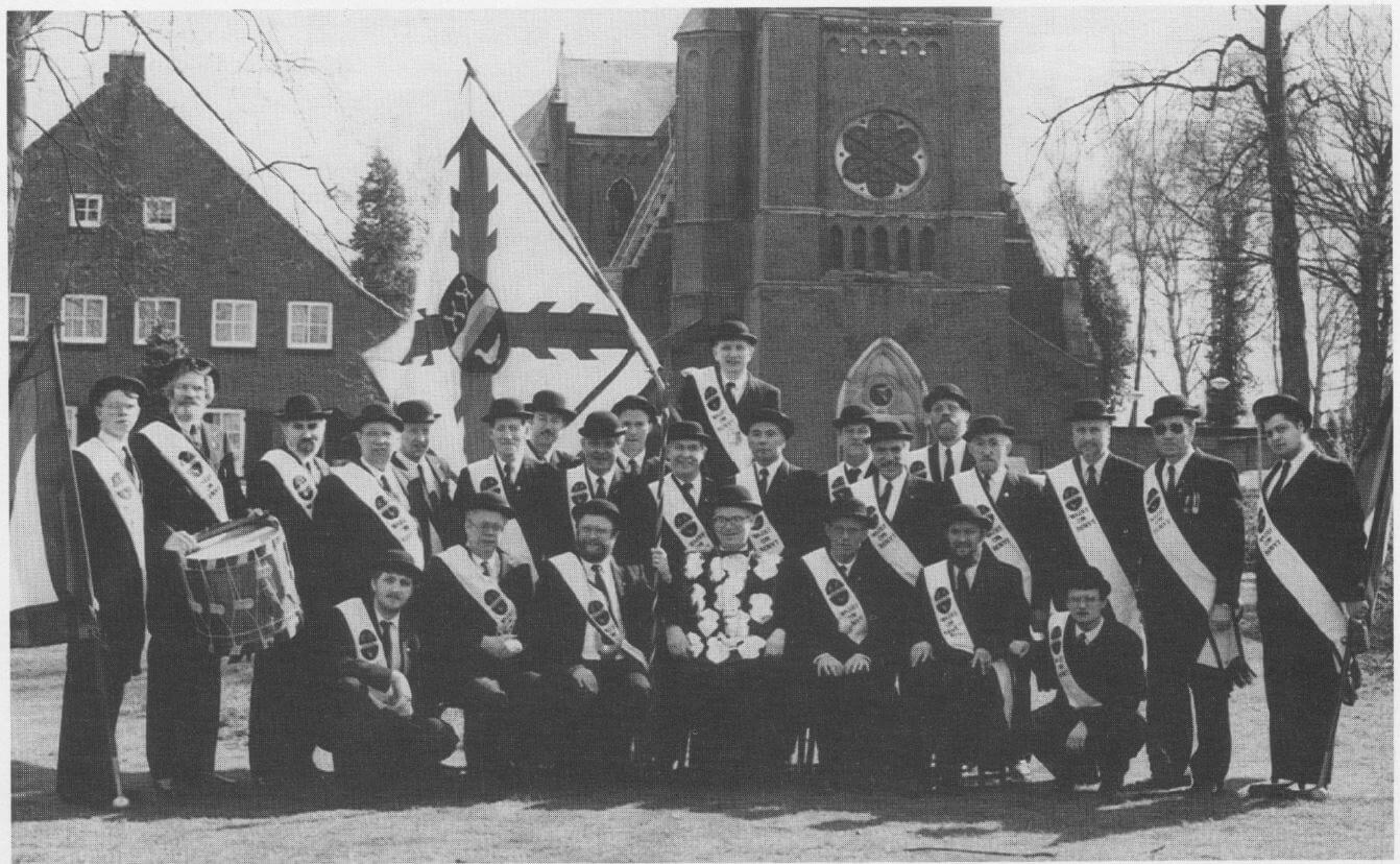 Dwèrs door Nuenens verleden: van gildebroeders en gildezusters: het Sint-Annagilde