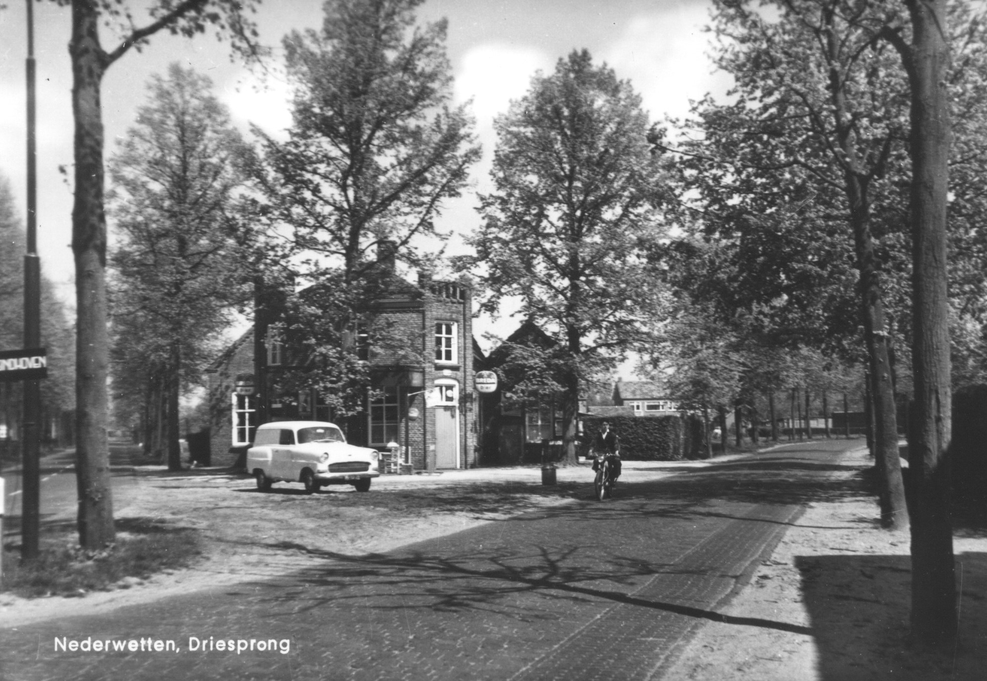Café Coolen rond 1960 Nederwetten